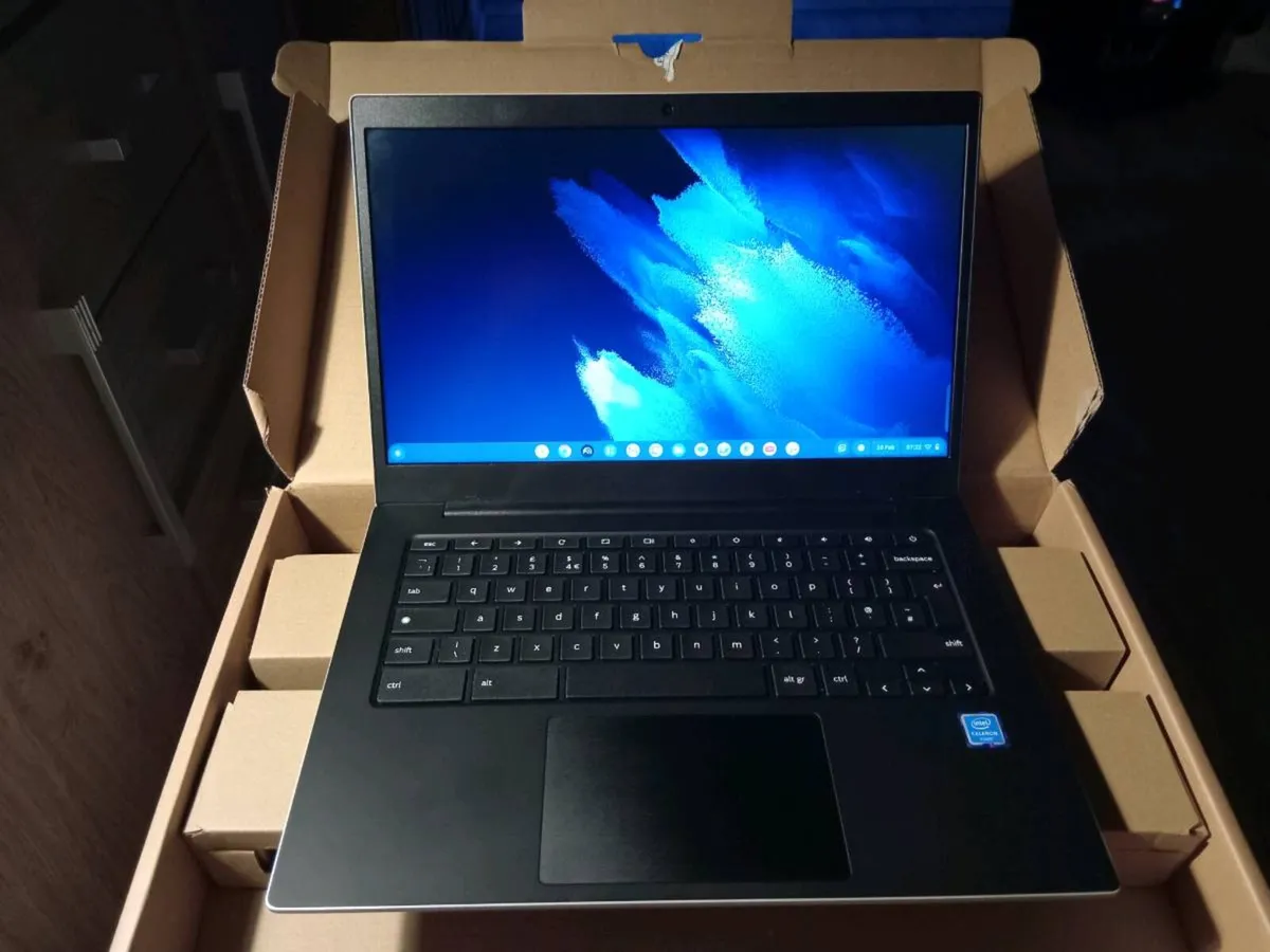 Samsung Chrome Notebook - Image 4