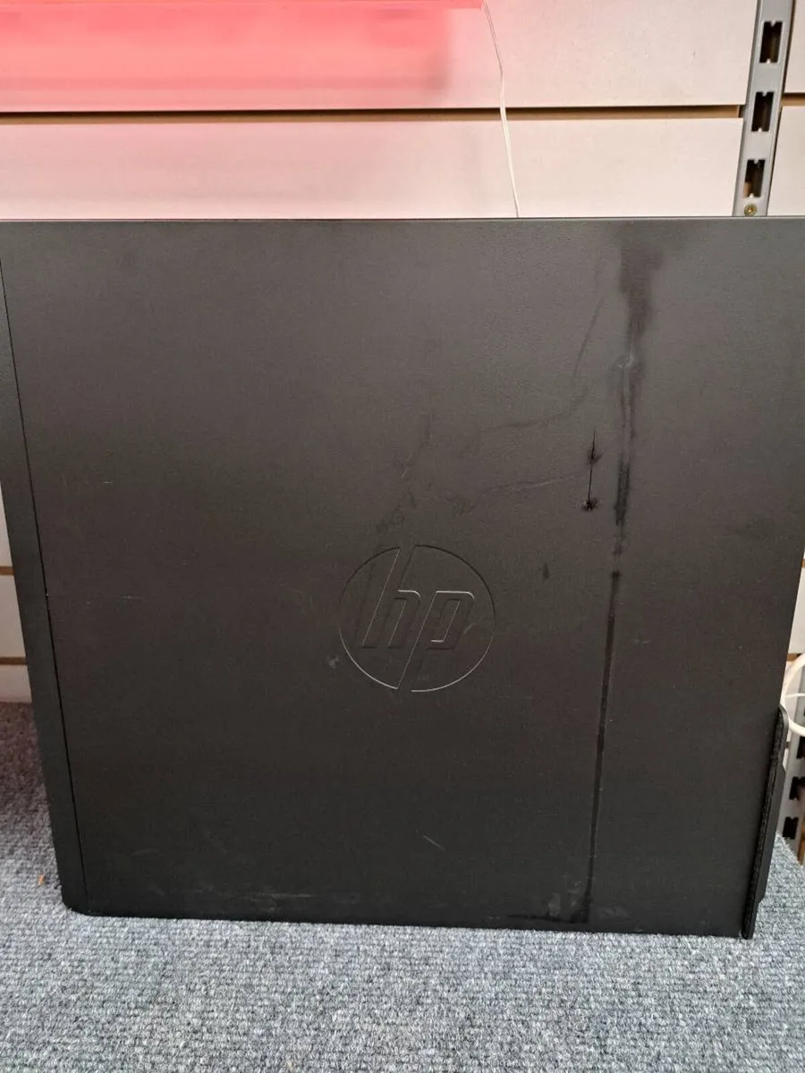 HP Z440 PC - Image 2