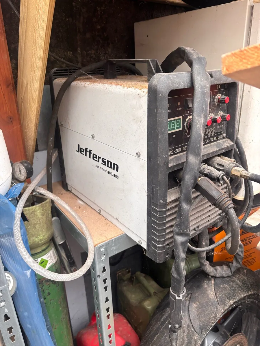 Tig Welder, wood lathe, scroll saw - Image 1