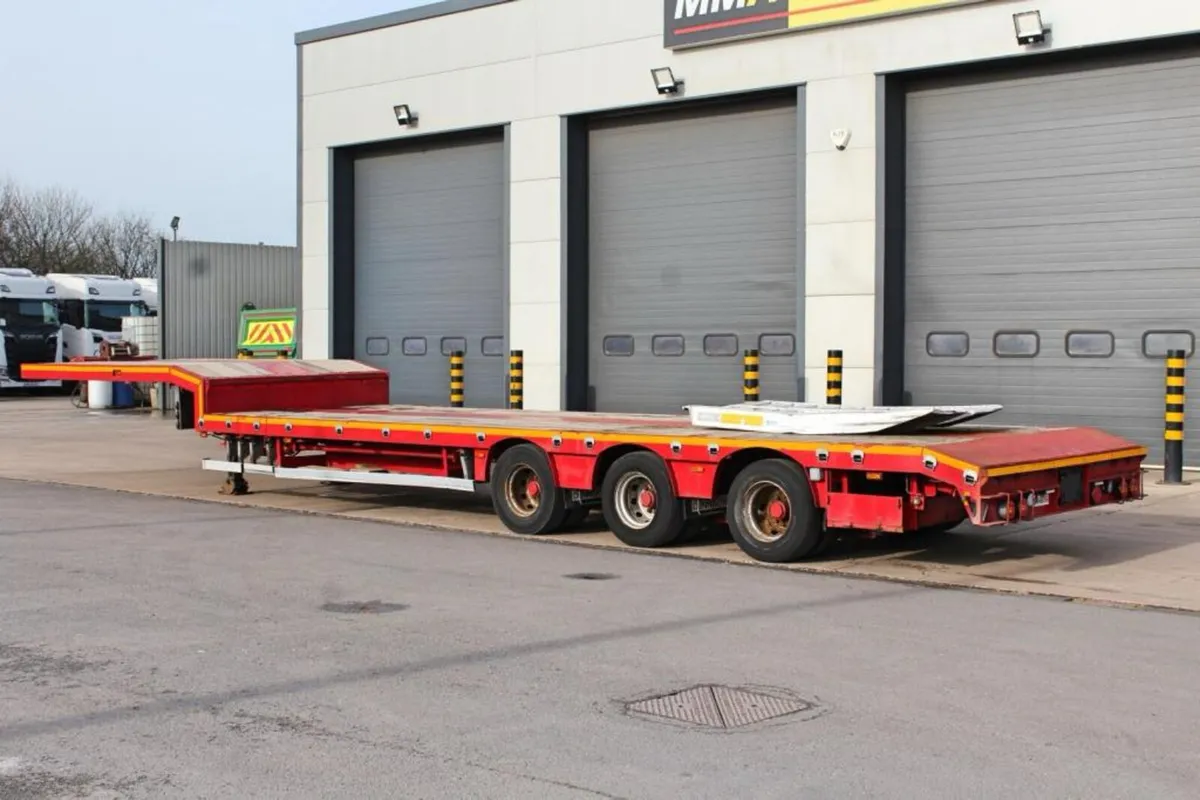2016 DDENNISON 3-AXLE EXTENDABLE LOWLOADER - Image 4