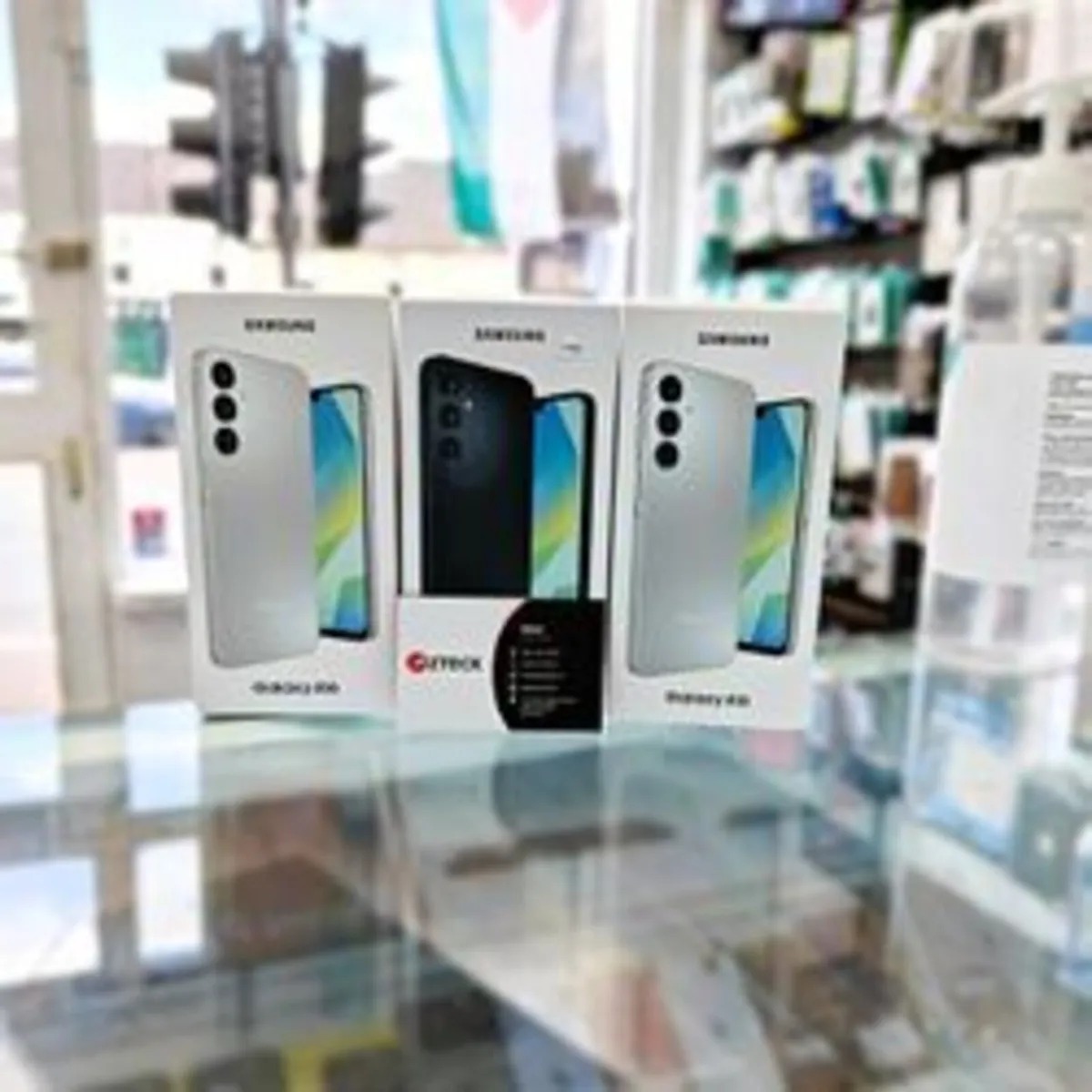 samsung  s25 Fe - Image 1