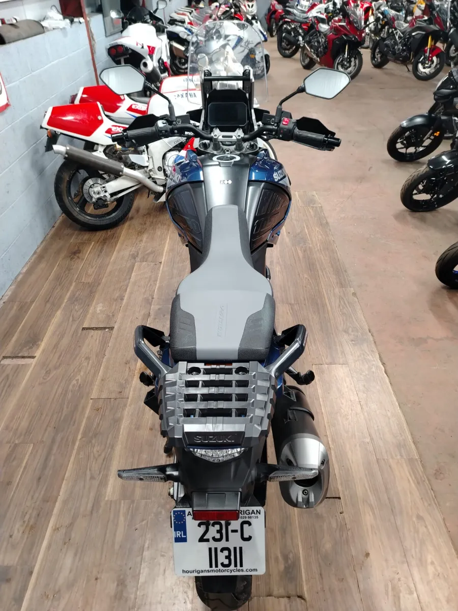 Suzuki DL1050 V Strom 2023 - Image 4