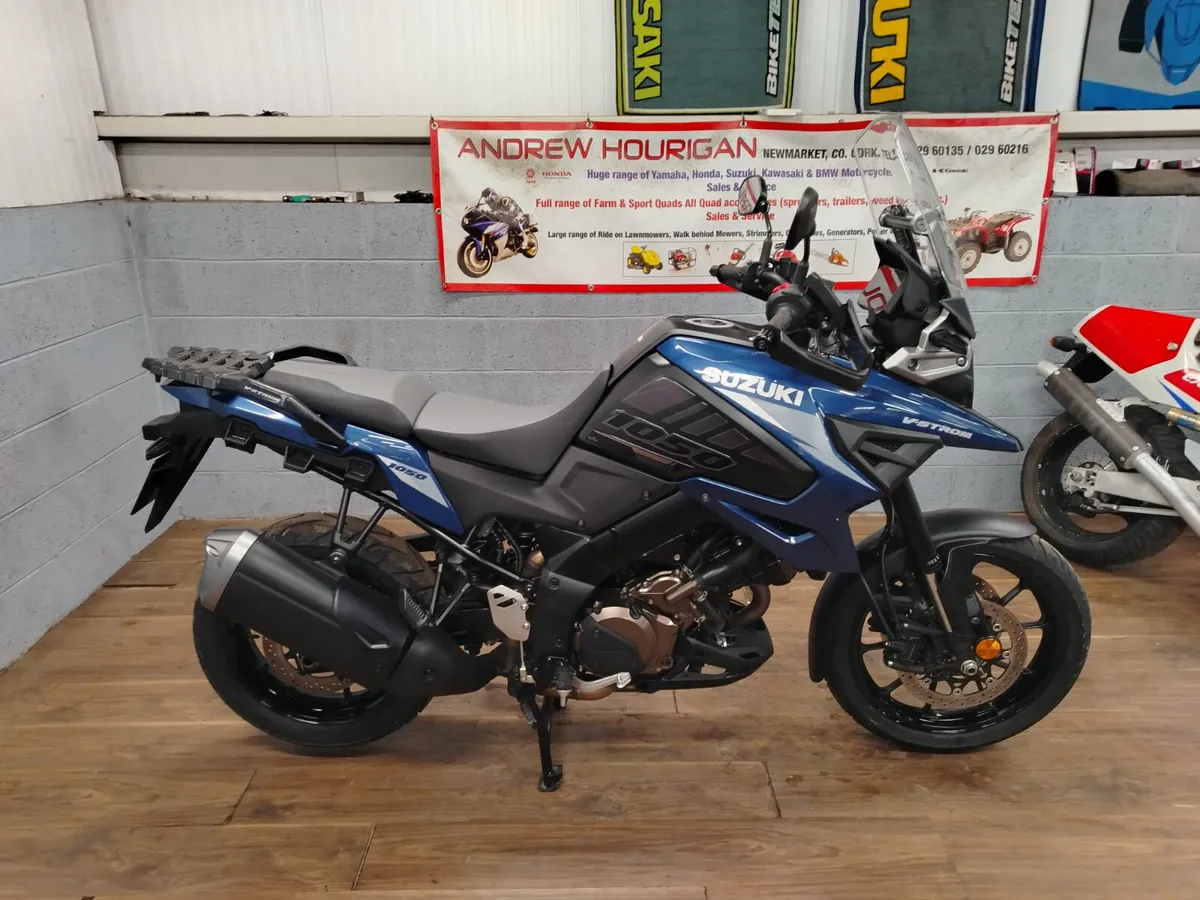 Suzuki DL1050 V Strom 2023 - Image 1