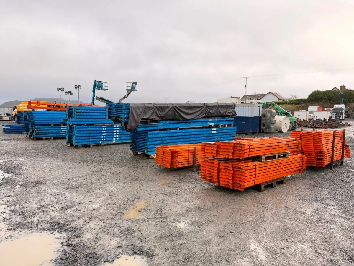 Large quantity of pallet racking....6 M X 900mm... - Image 1