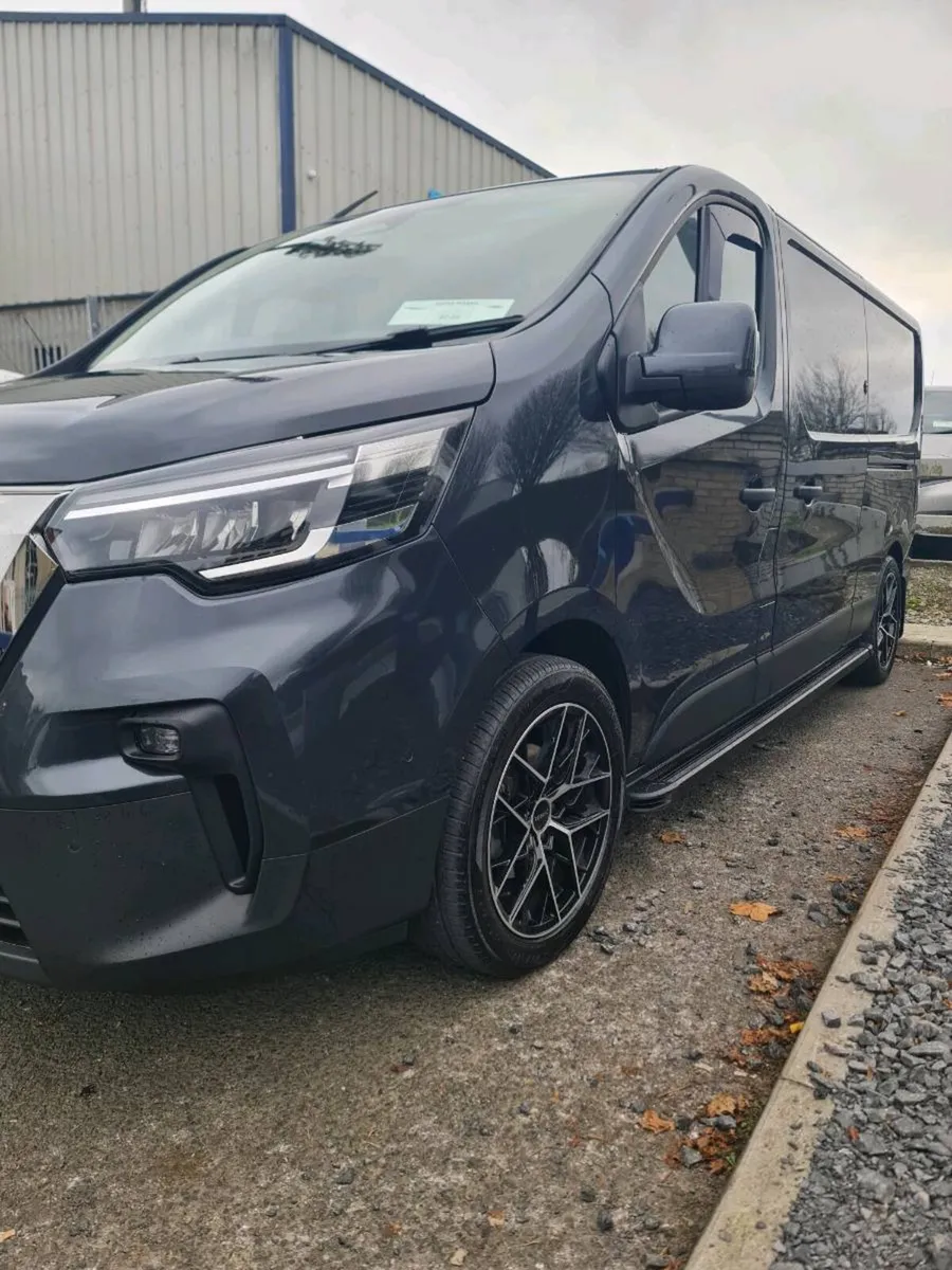 Nissan Primastar LWB with Extras - Image 3