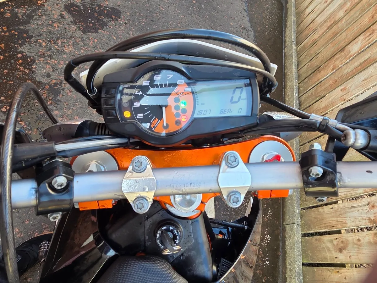 KTM 690 2015 - Image 3