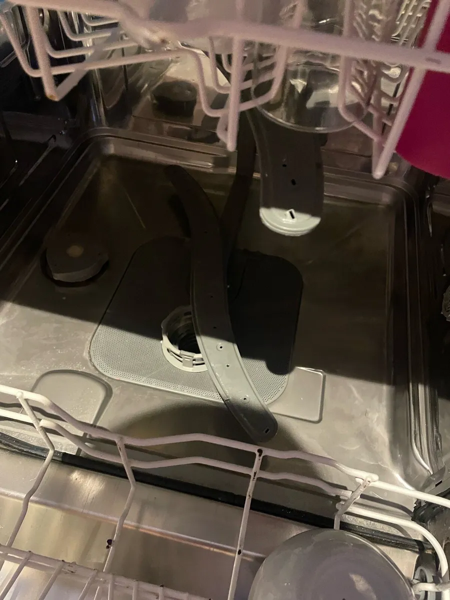 Dishwasher - Image 4