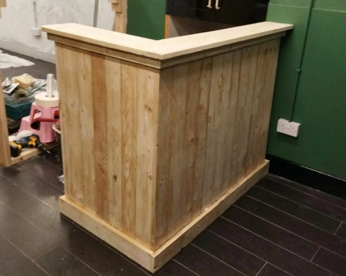 Handmade rustic reception desk - Image 3