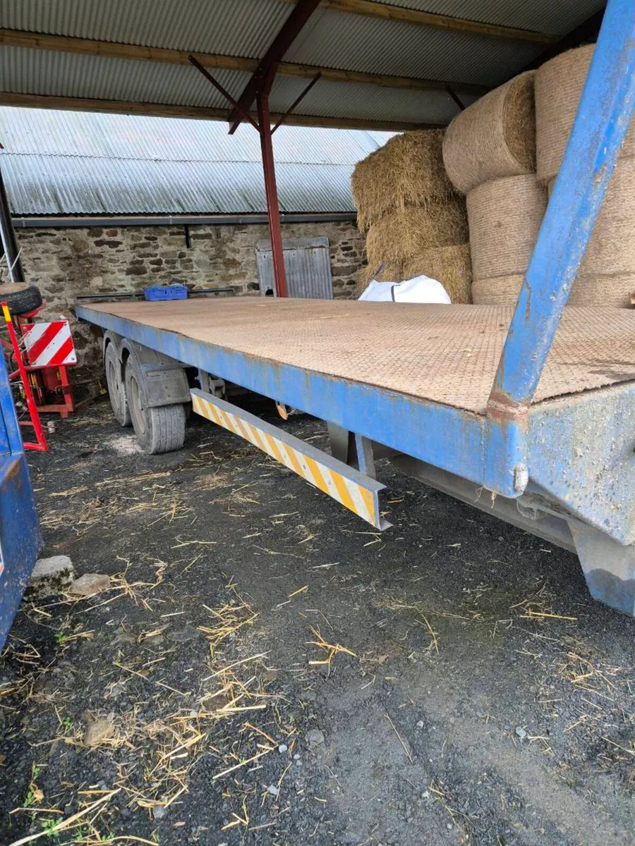 Bale Trailer - Image 1