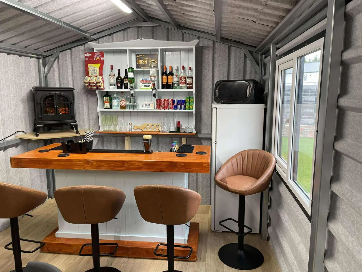 Handmade rustic homebar - Image 4