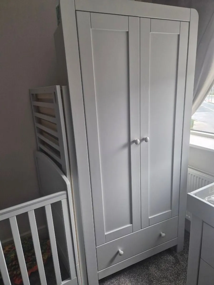 Nursery furniture - Image 1