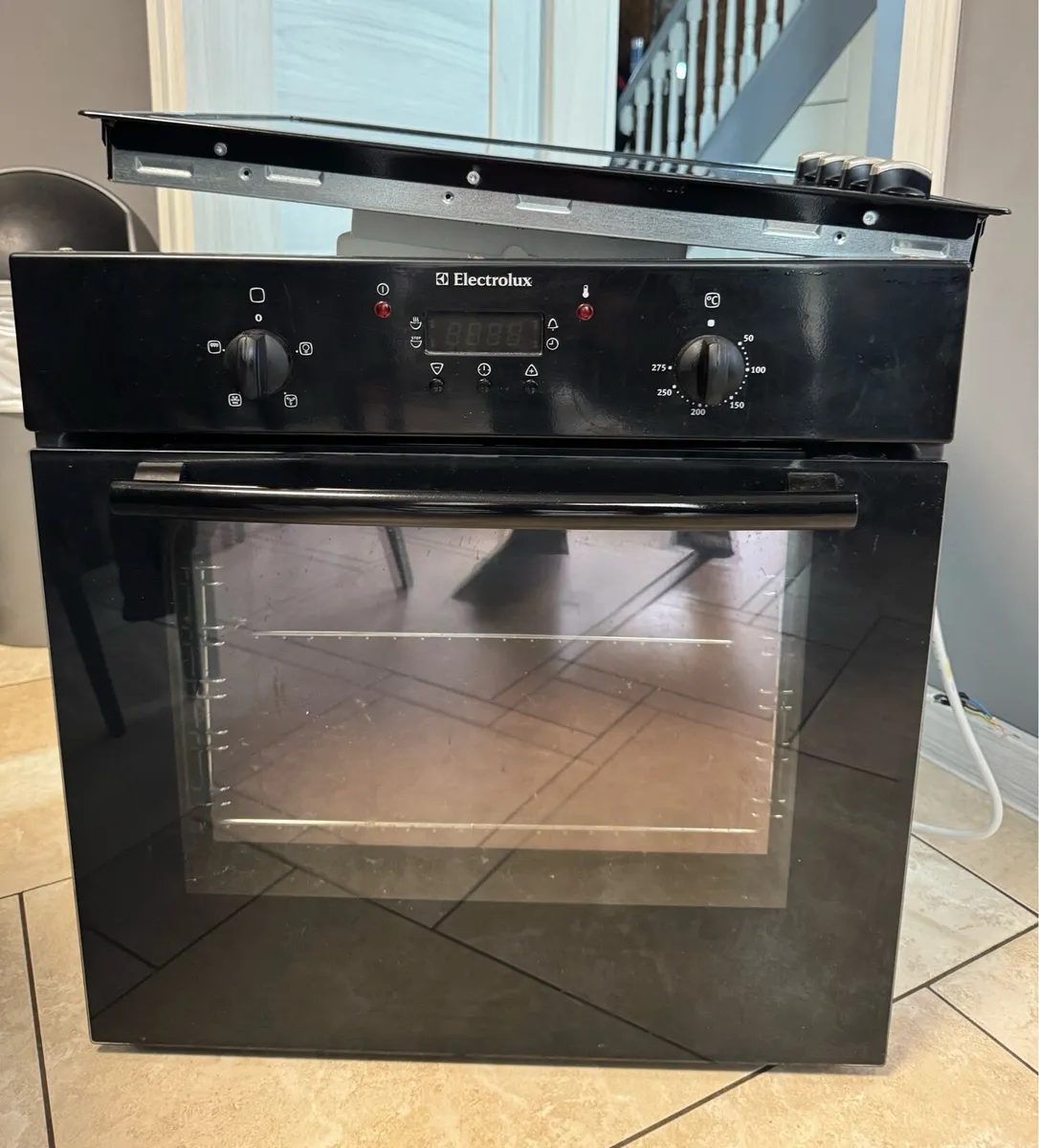 Electrolux hob and oven set - Image 1