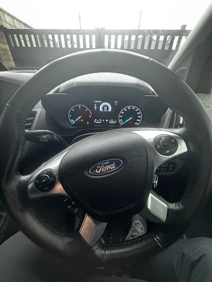 2020 Ford Transit Connect LWB - Image 3