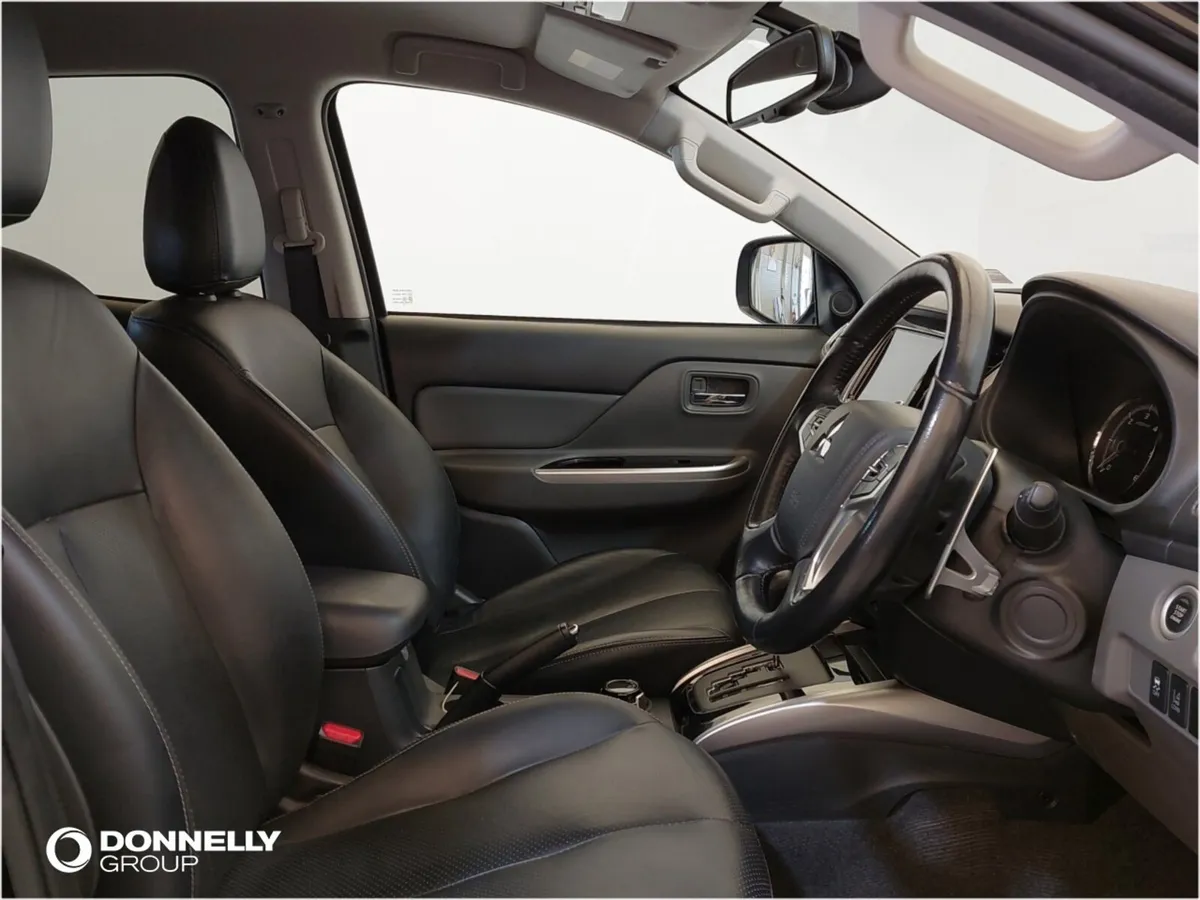 Mitsubishi L200 Special Editions Challenger - Image 4