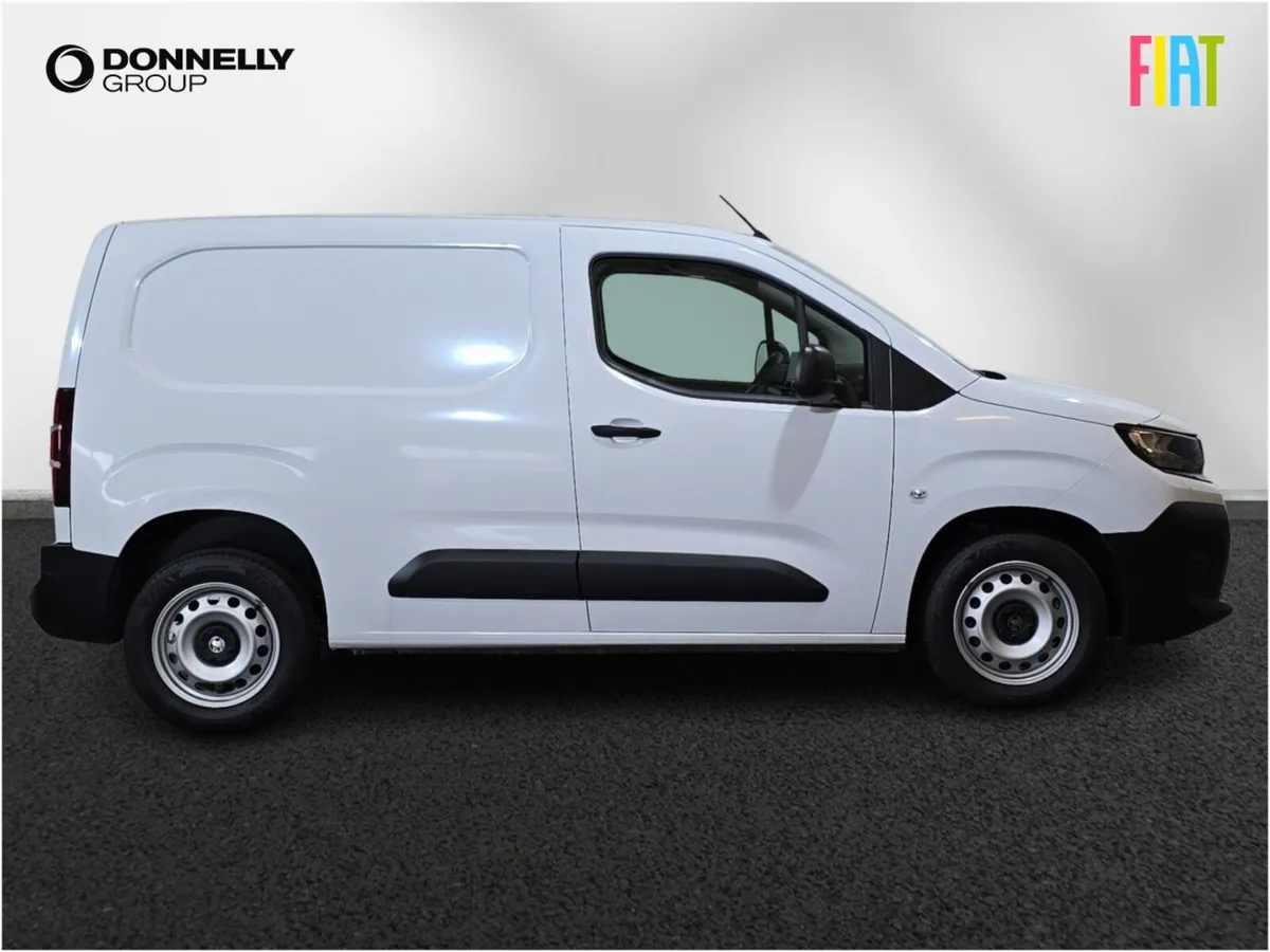 Vauxhall Combo Cargo Diesel Prime - Image 3