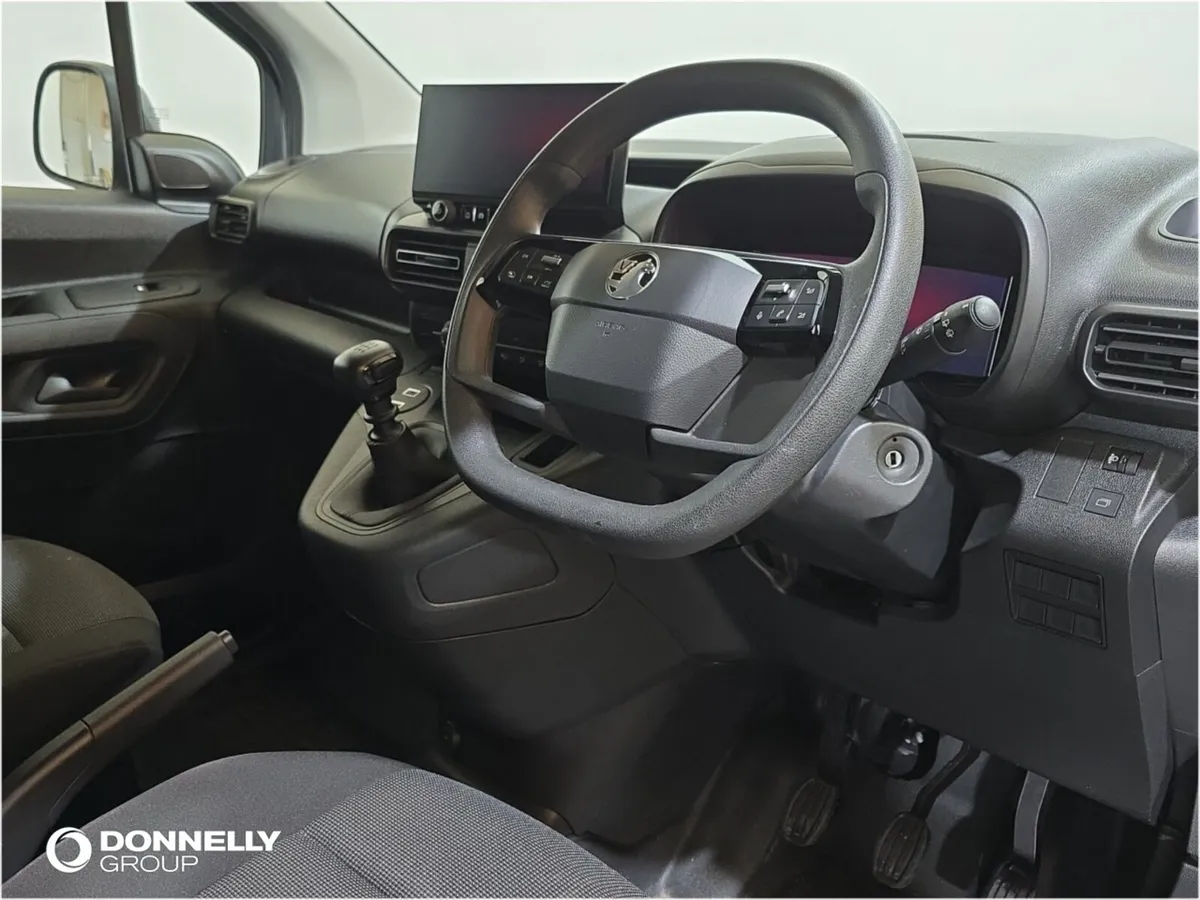 Vauxhall Combo Cargo Diesel Prime - Image 4