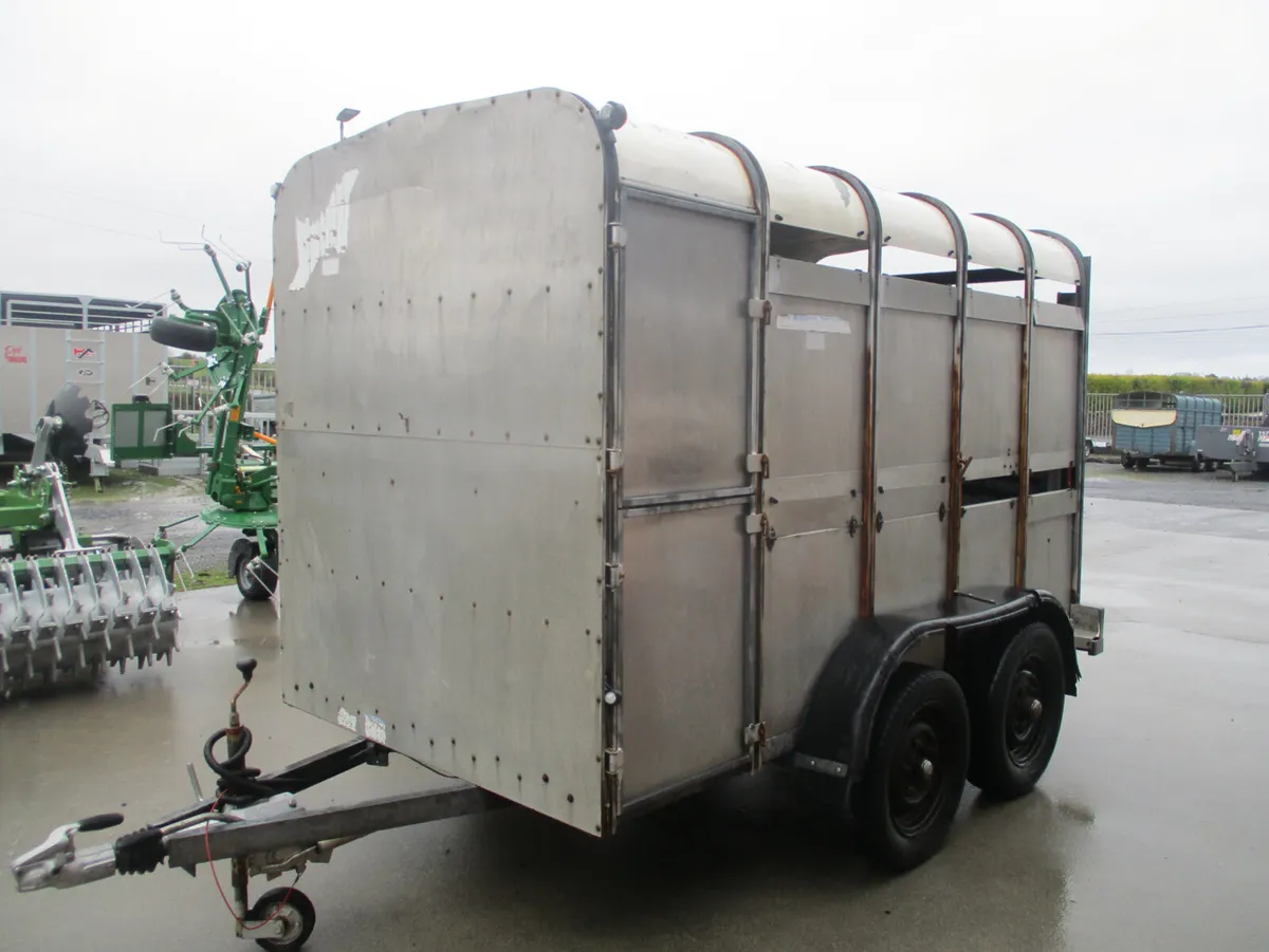Ivor Williams 10 x 5 Livestock Trailer - Image 1