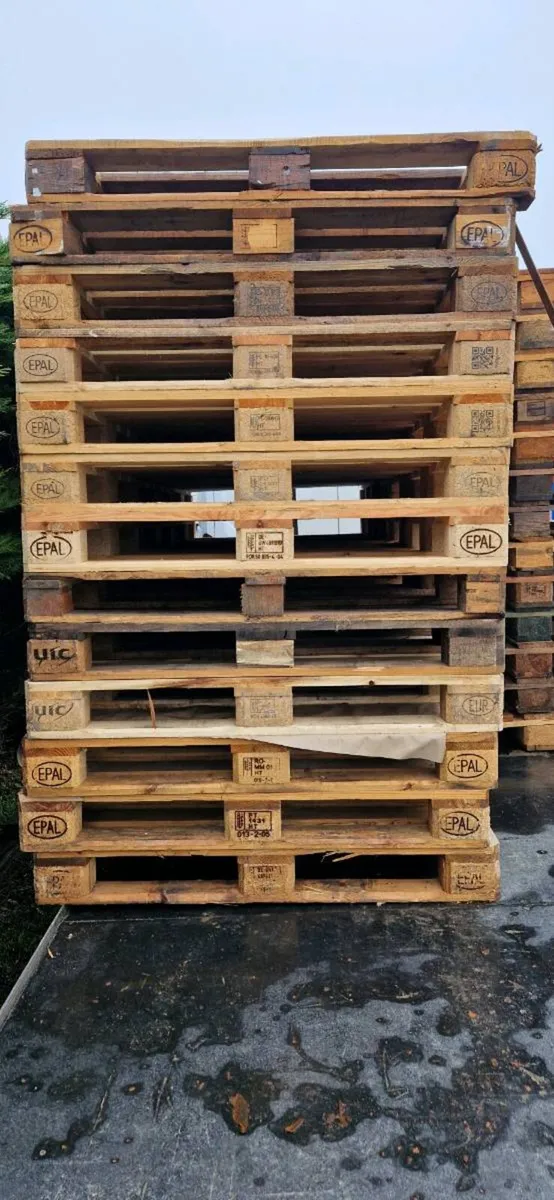 Euro Pallets - Image 1