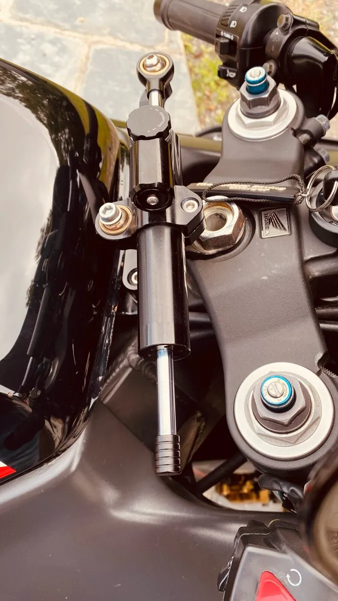 Honda 929 RR - Image 4