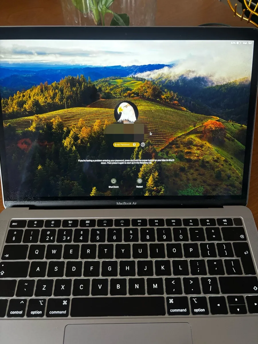MacBook Air 13" (2019) Grey - Image 2