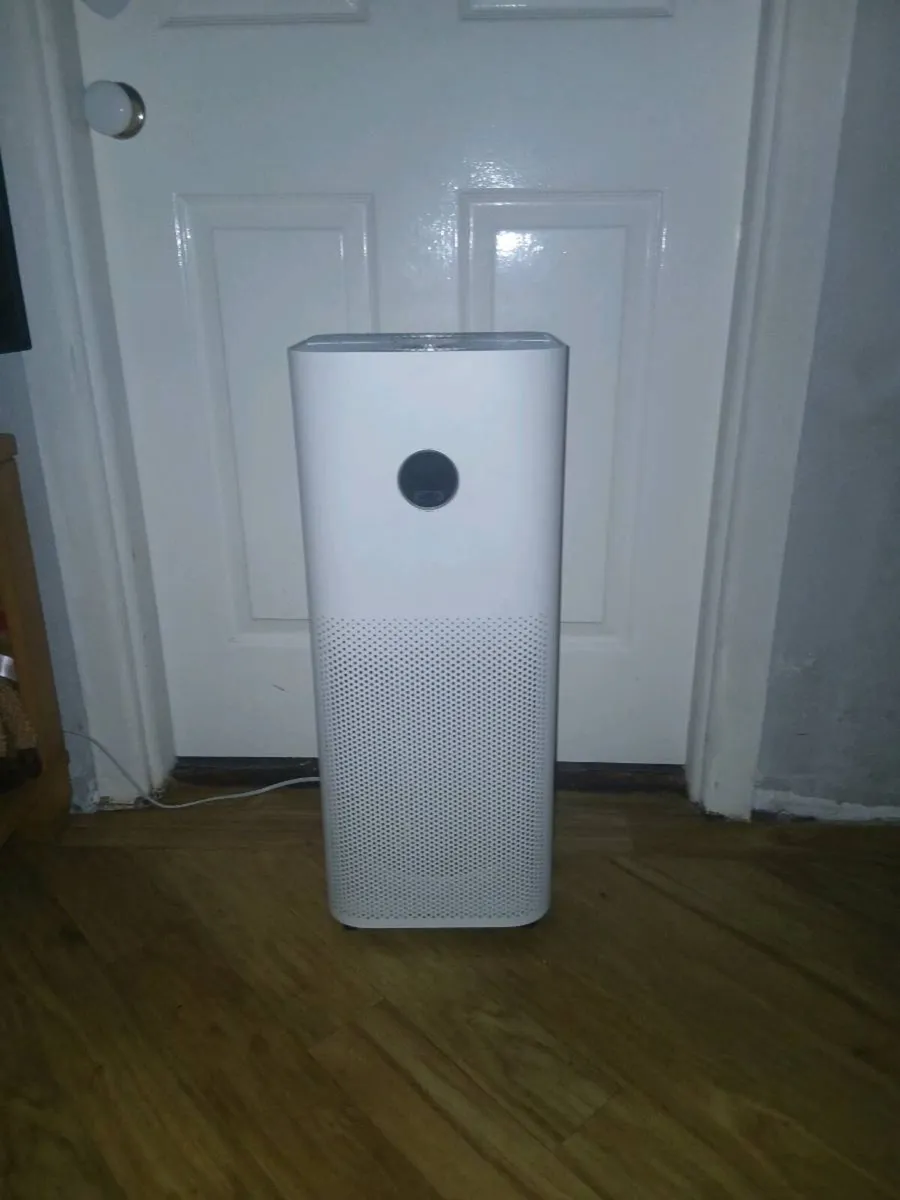 Xiaomi Smart Air Purifier 4 - Image 1
