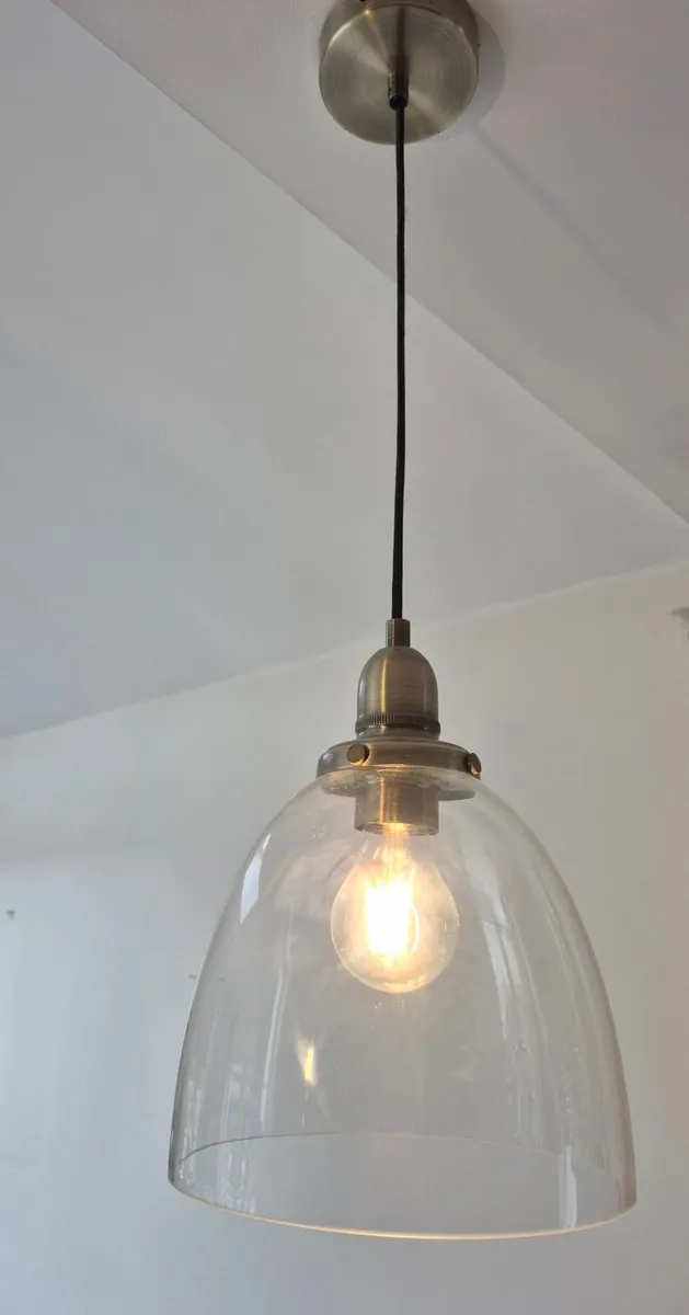 Light fitting pair - Image 4