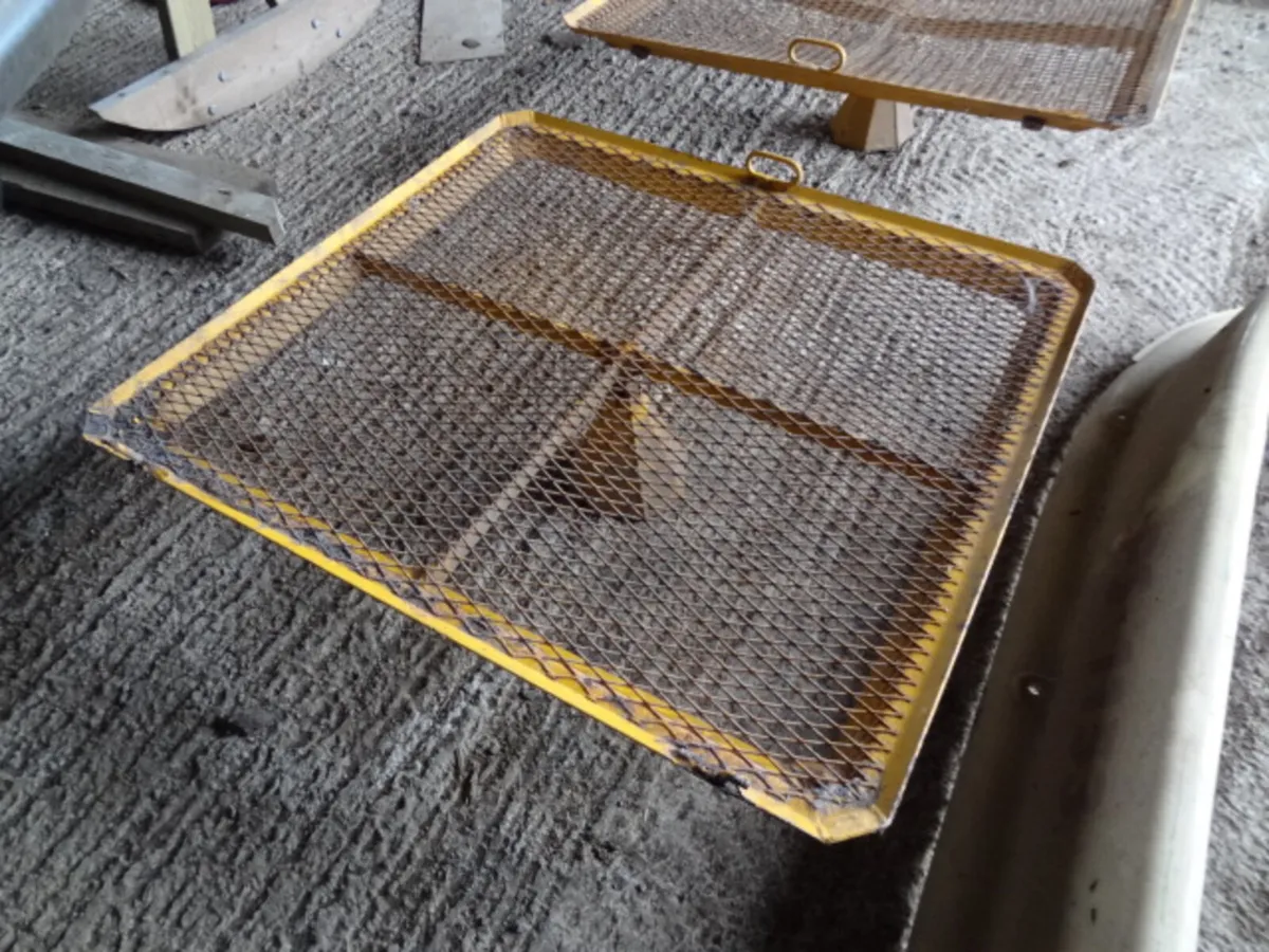 Pairs of Fertiliser Spreader Grids - Image 3