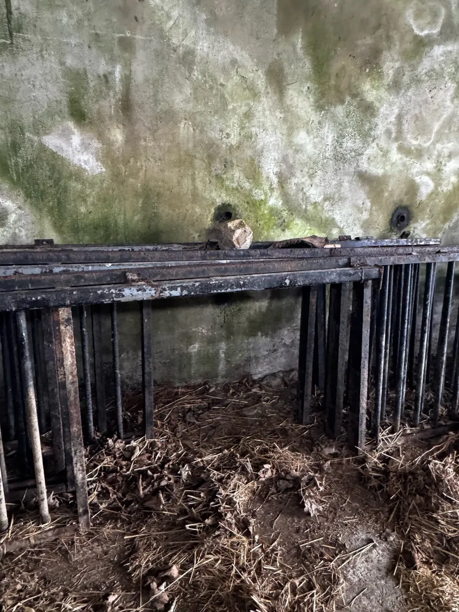 Stables fronts - Image 3