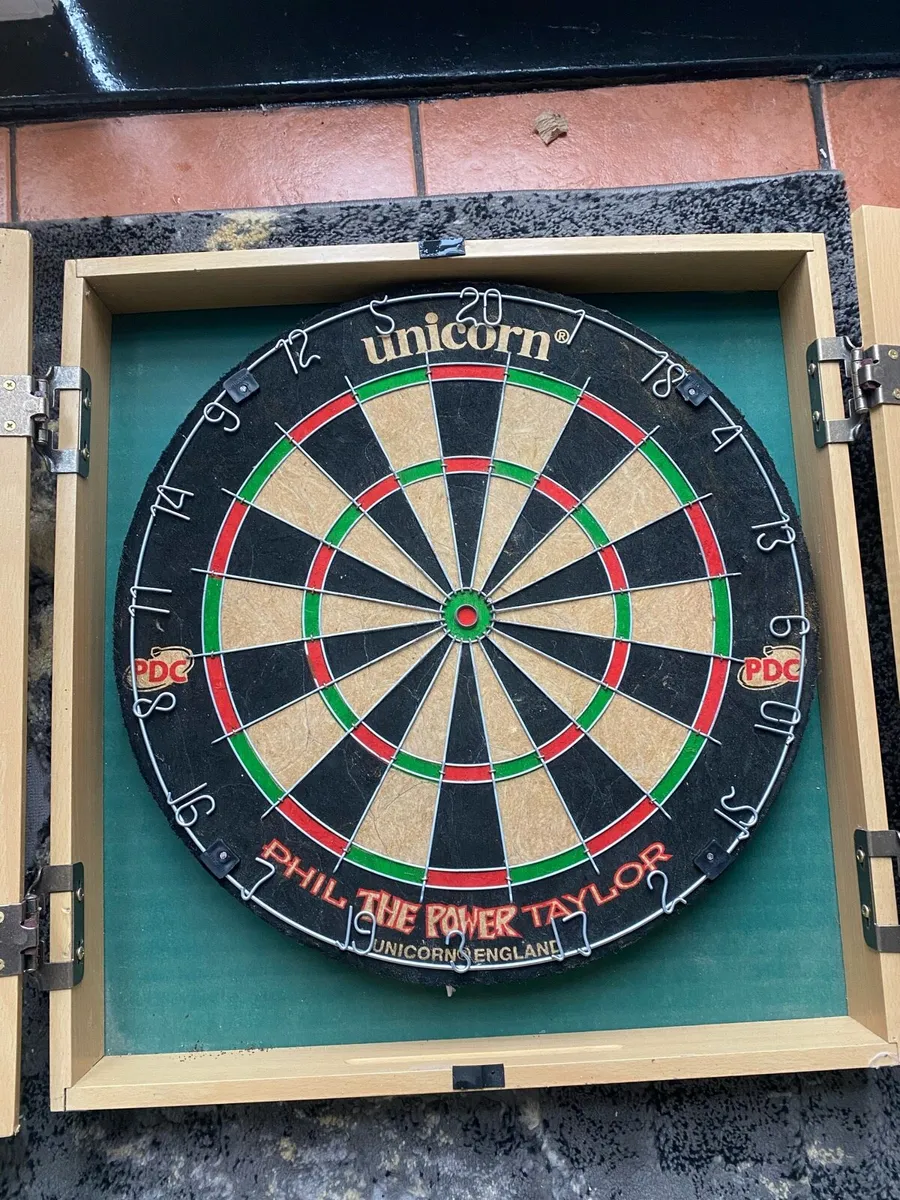 Phil Taylor Dart Board with Cabinet - Brand New - Image 4