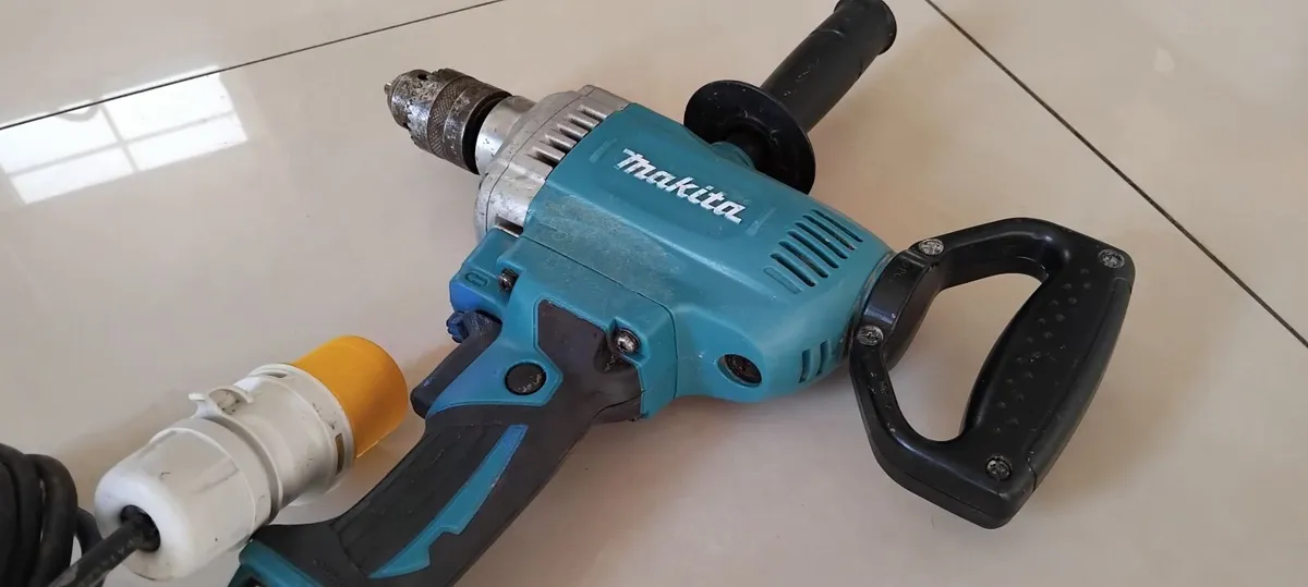 Makita DS4012 13mm Rotary Drill 110v - Image 2