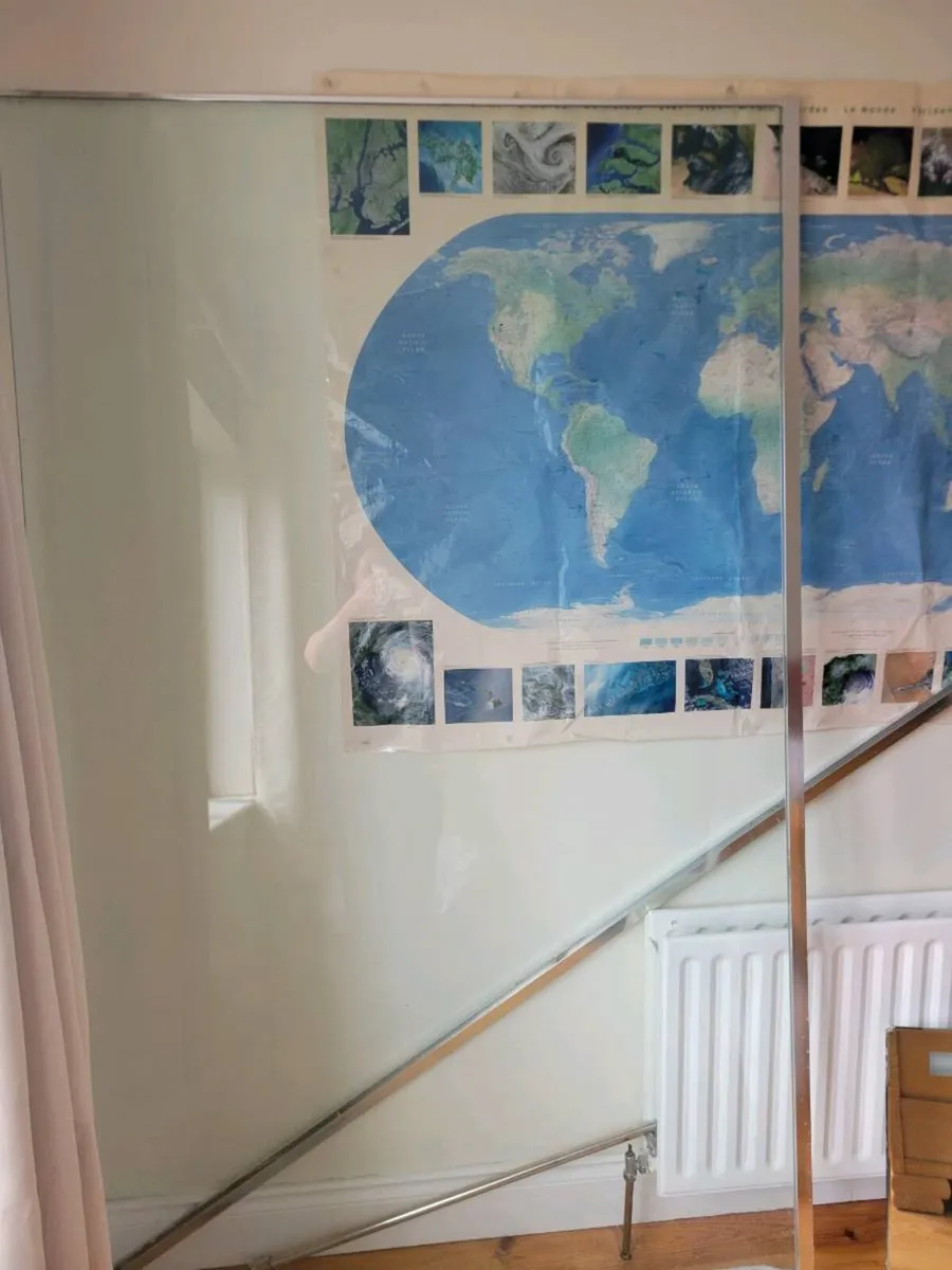 Shower screen - Image 1