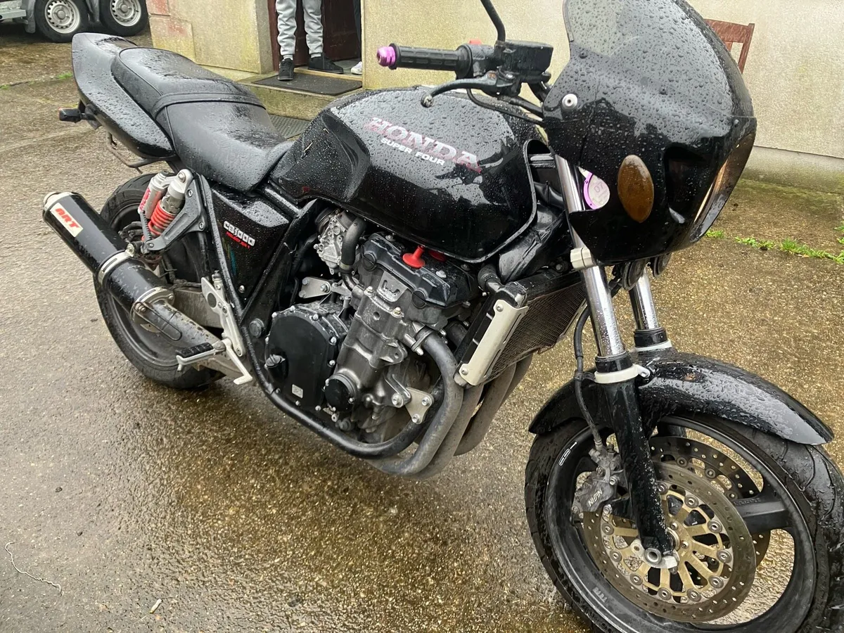 CB1000FR - Image 2