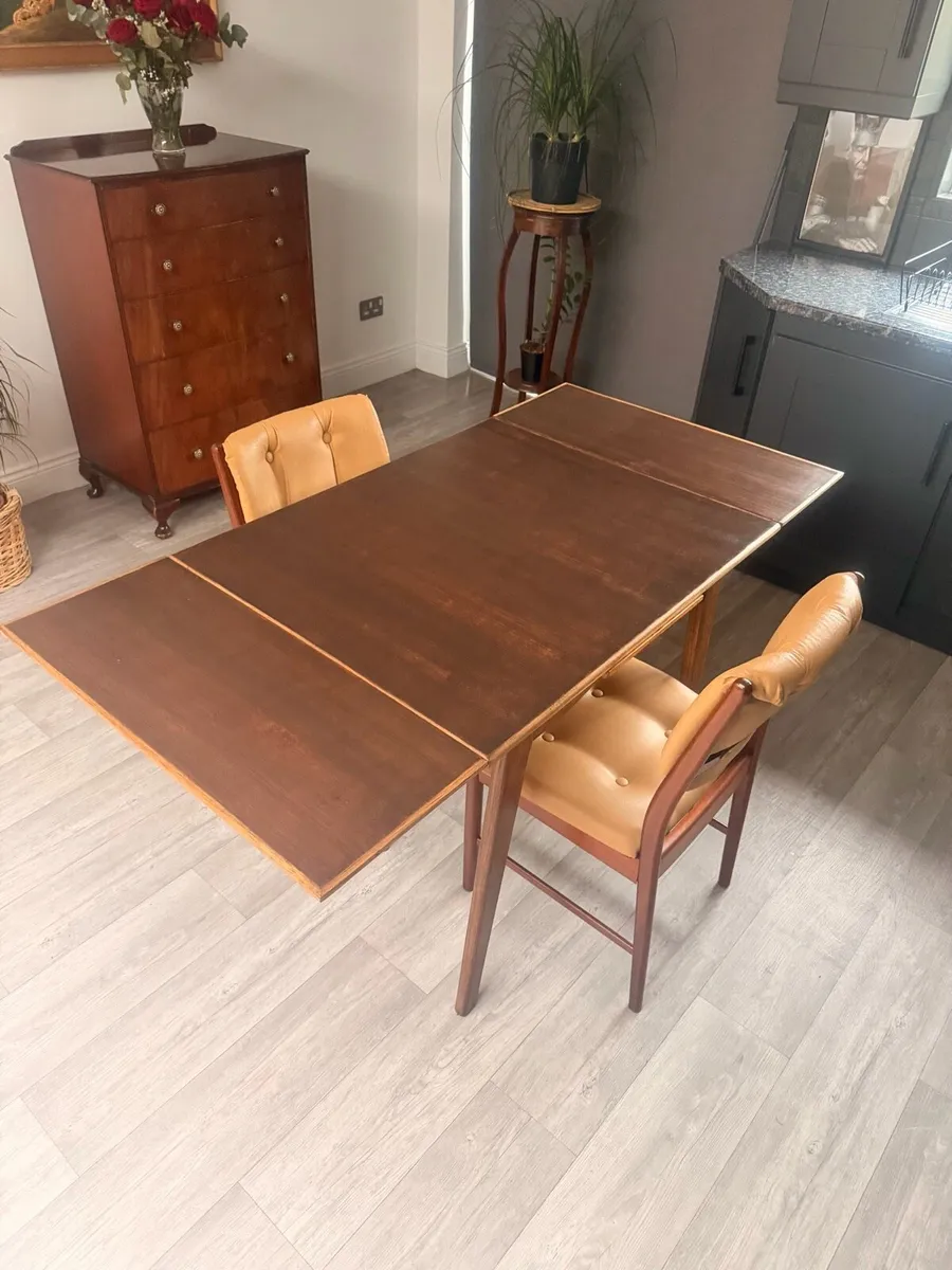 Mid Century Extendable Dining Table - Image 3