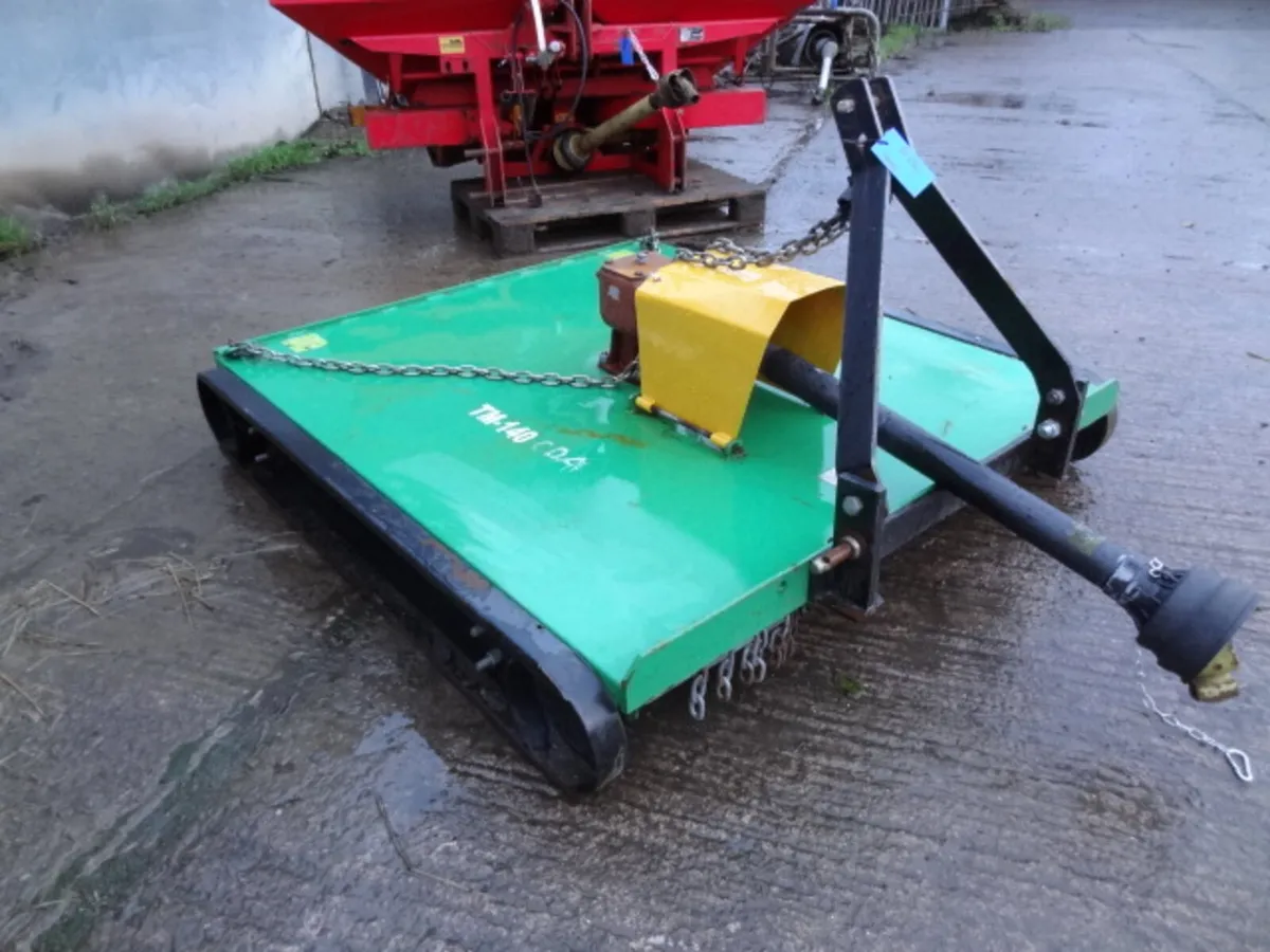 TM140 Mounted Grass Topper - Image 1