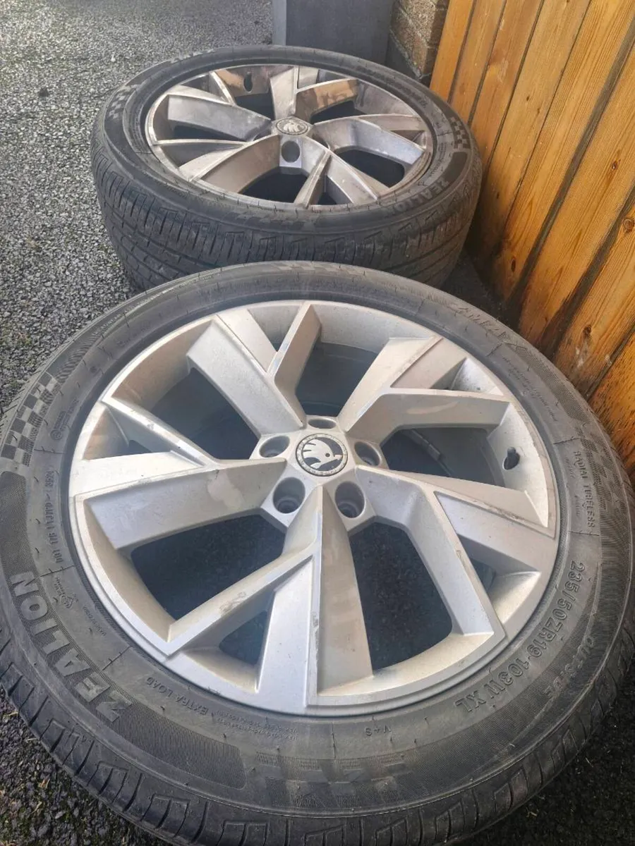 19 Inch Original Skoda Alloys - Image 3