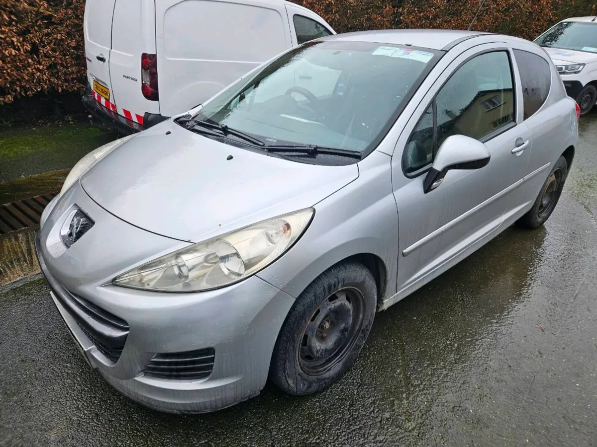 Peugeot 207 - Image 1