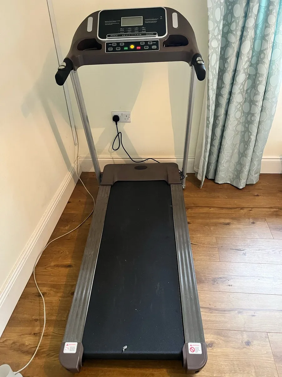 Treadmill - Image 1