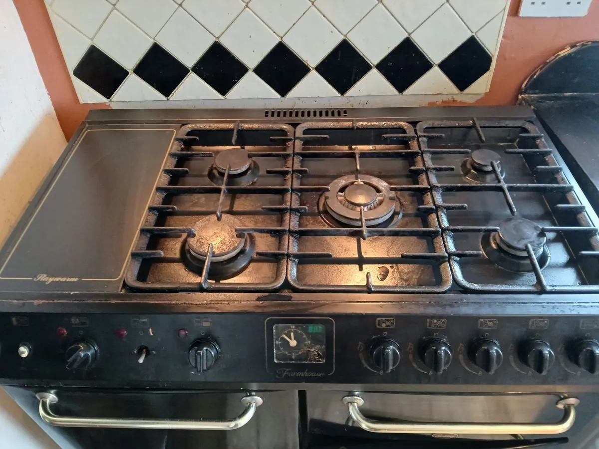 Belling Farmhouse range dual fuel cooker - Image 4