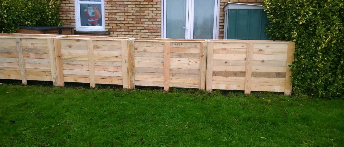 Handmade rustic garden planters - Image 4