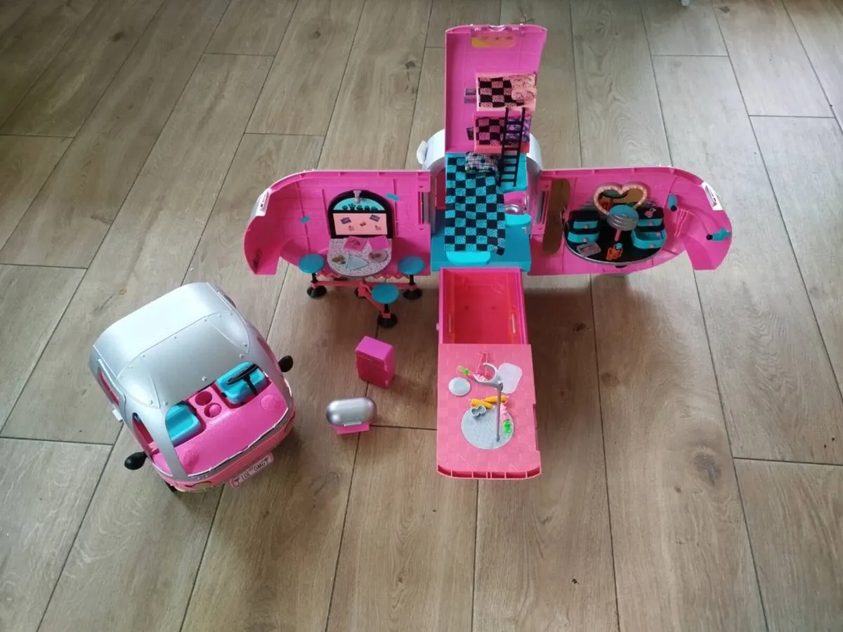 Lols Campervan and Aeroplane - Image 3