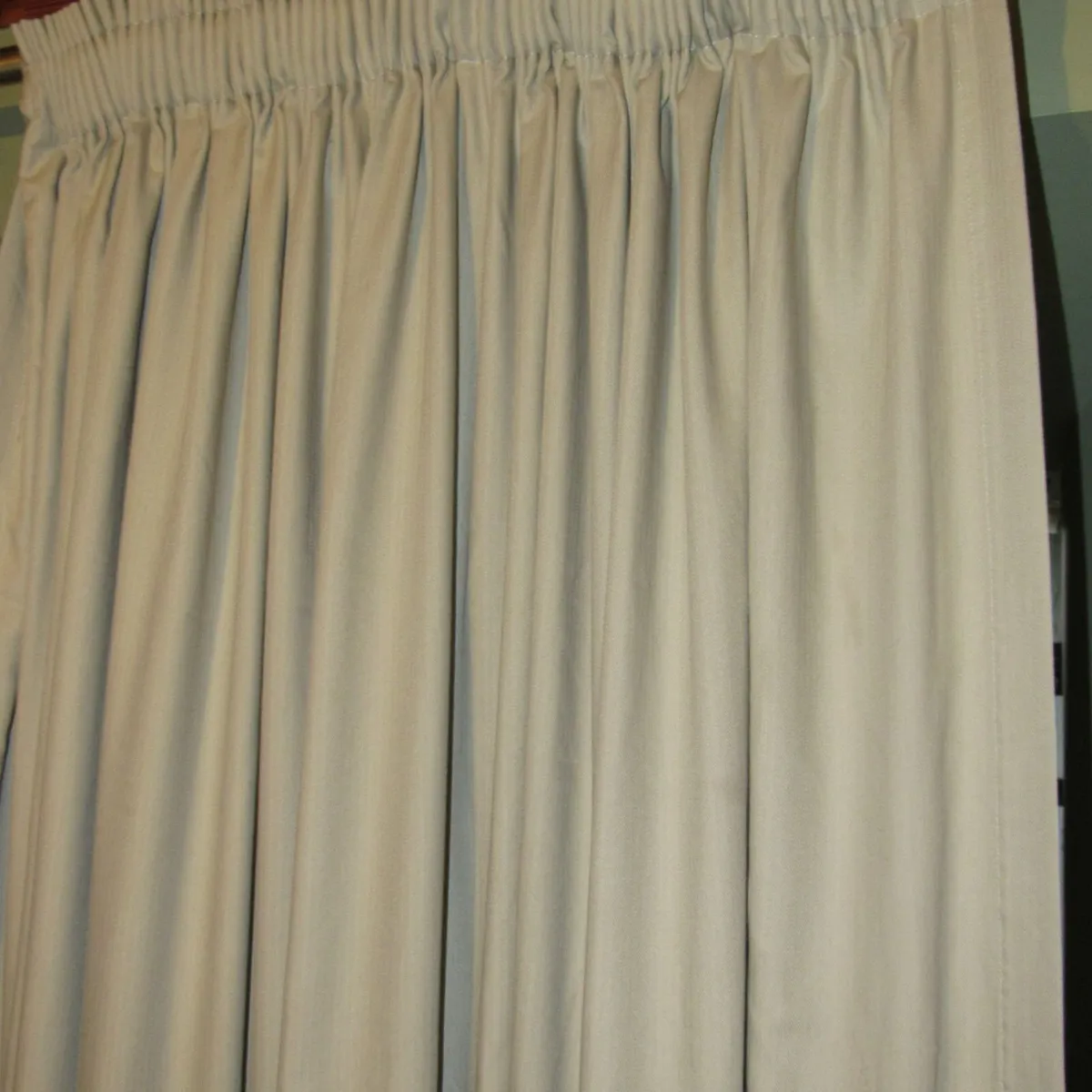4 Lined Sage Curtains 220 x 200 cm