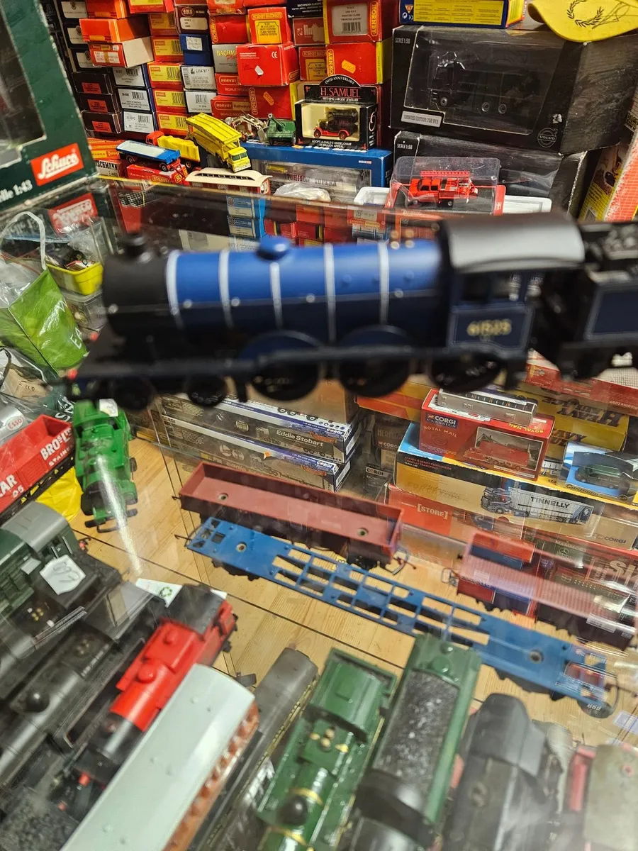 Hornby OO Gauge Steam Engine - Image 1