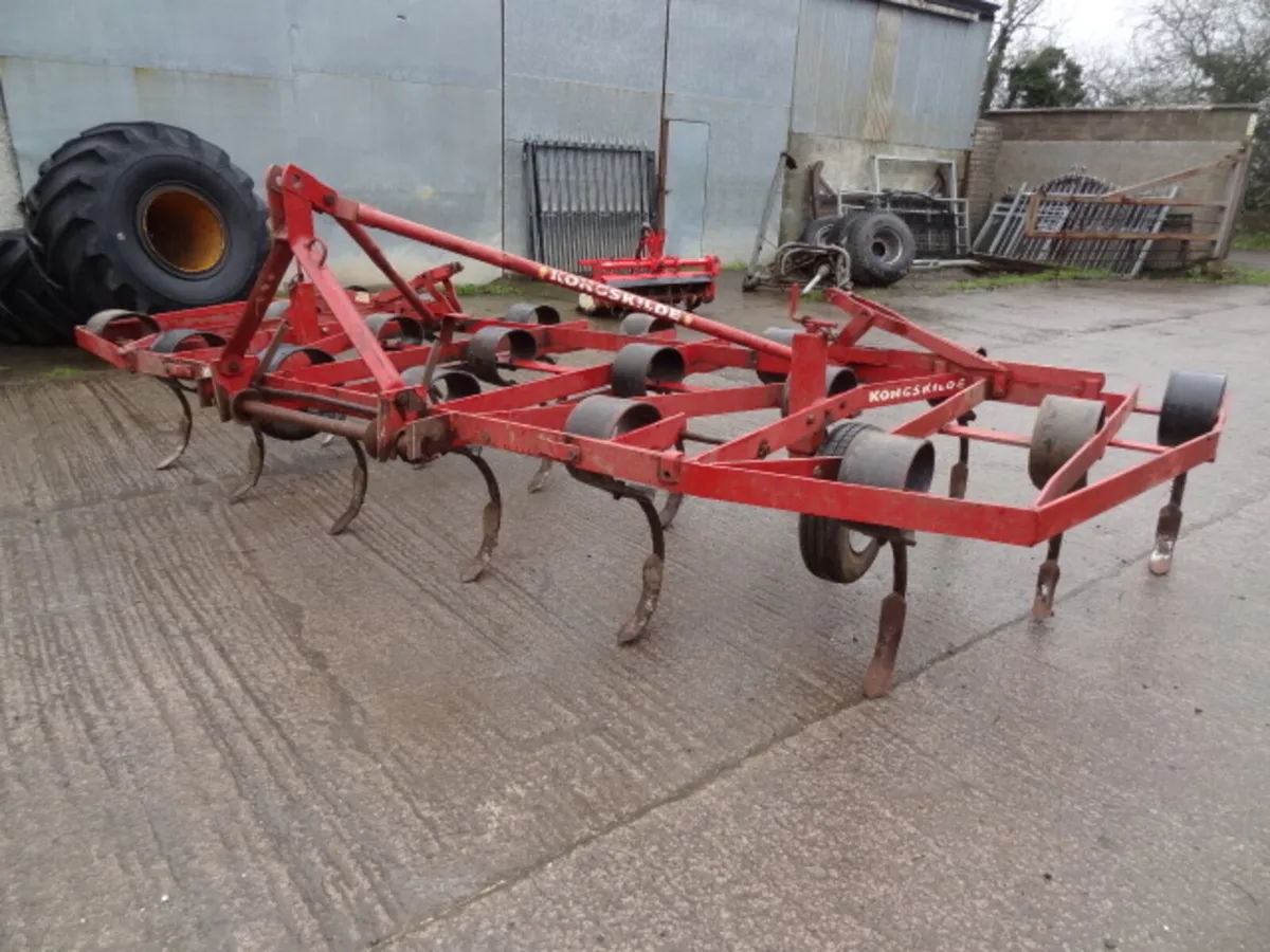 Kongskilde Vibroflex Mounted Springtine Grubber - Image 1