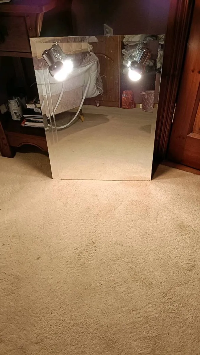 Wall mirror with 2 spot lights - Image 1