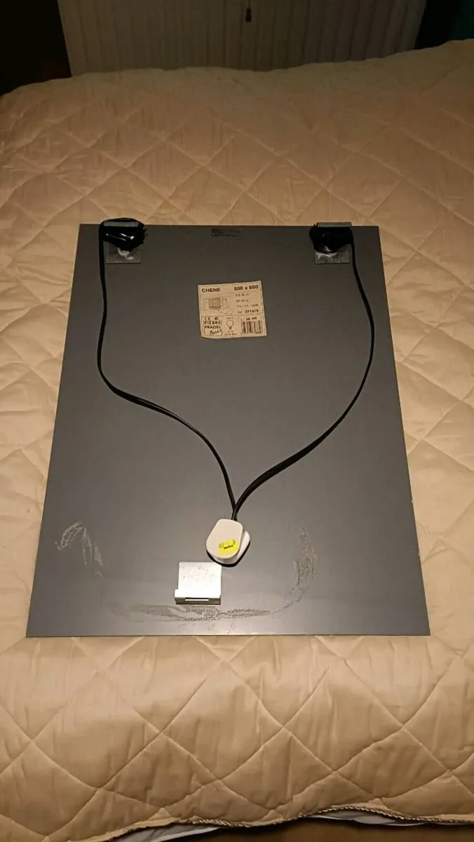 Wall mirror with 2 spot lights - Image 3