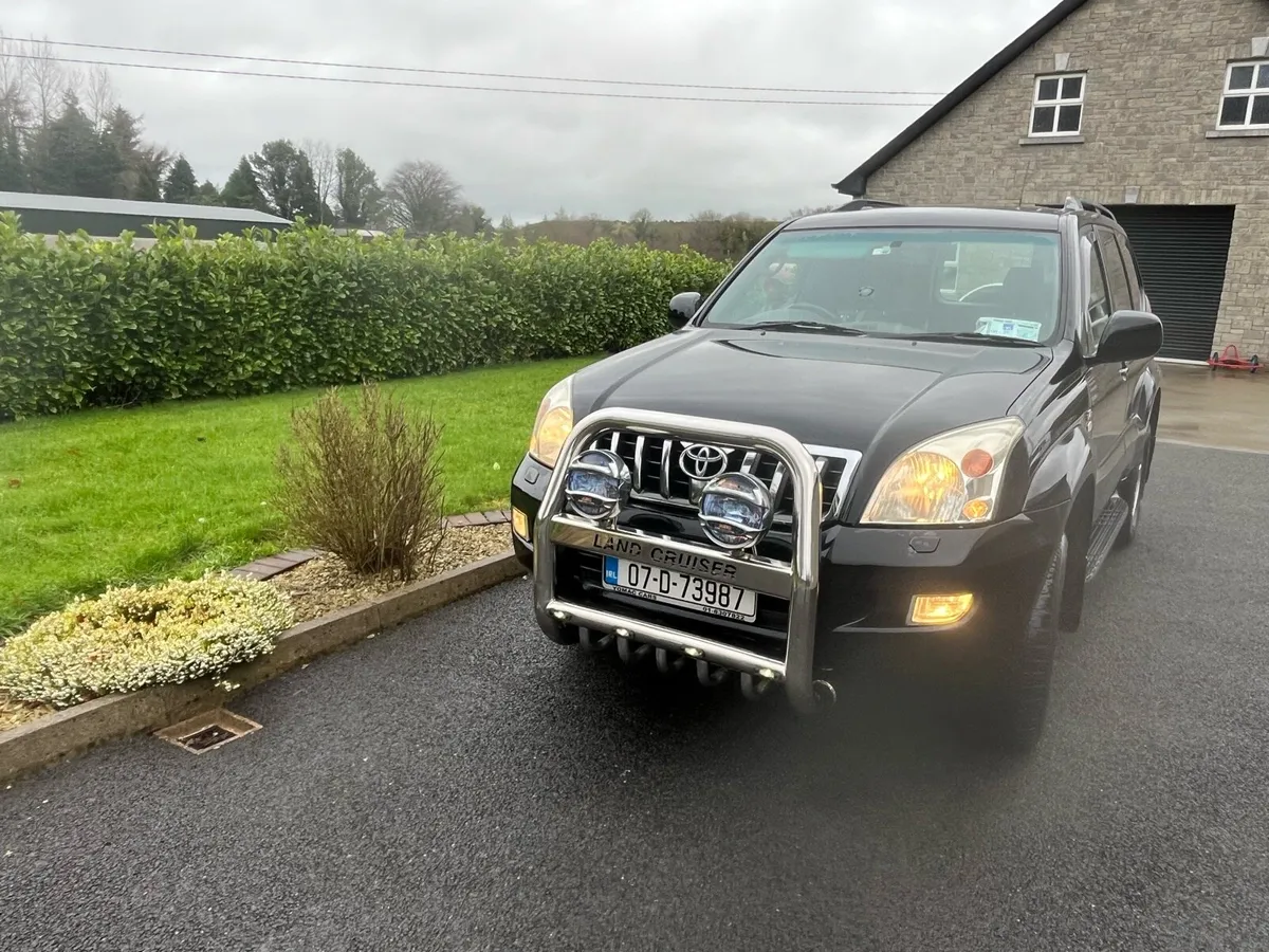 Toyota landcruiser - Image 1