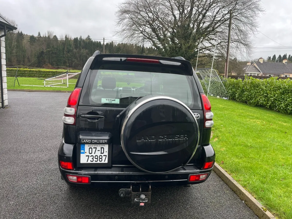 Toyota landcruiser - Image 3