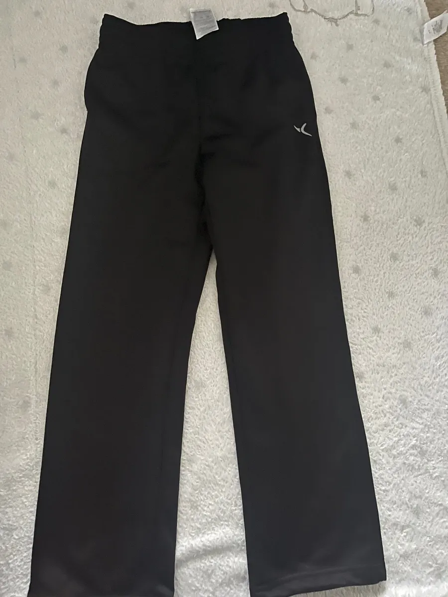 Boys clothes bundle 5-6  y - Image 1