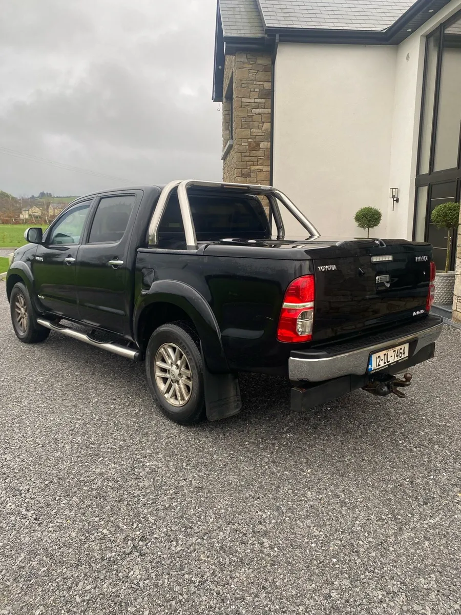 Toyota Hilux , automatic,  low mileage - Image 3