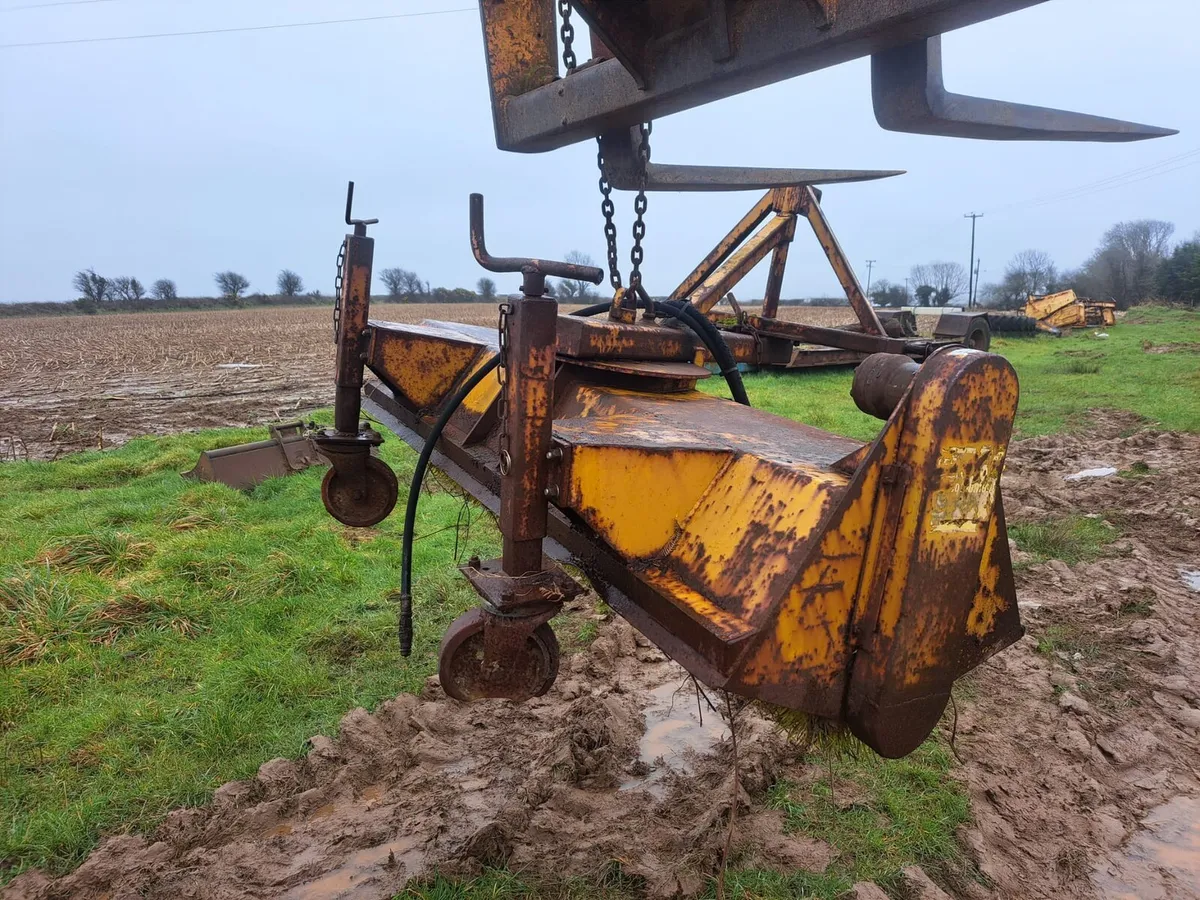 Road sweeper - Image 2